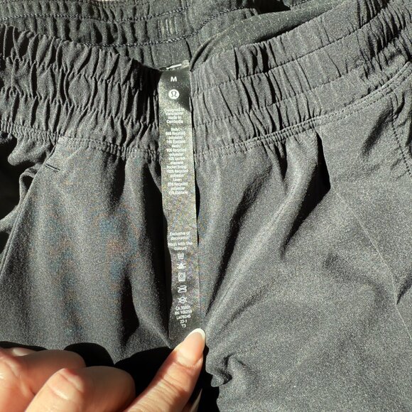 Lululemon Men’s Black Pace Breaker 7” Lined Athletic Short MENS MED - Picture 4 of 7